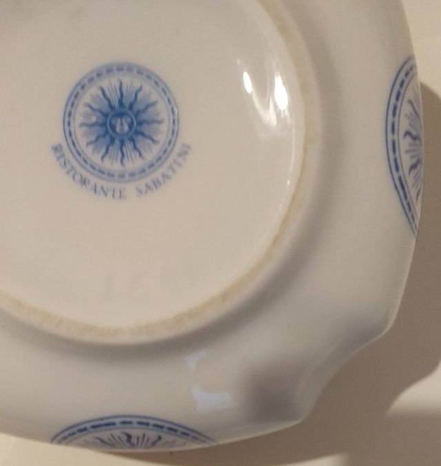  Posacenere pubblicitario in porcellana 