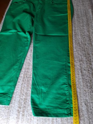Pantalón  nuevo  Cortefiel  44