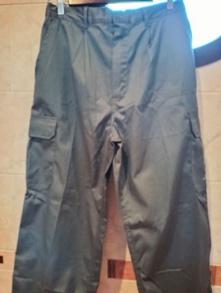 Lote tres pantalones trabajo a estrenar 