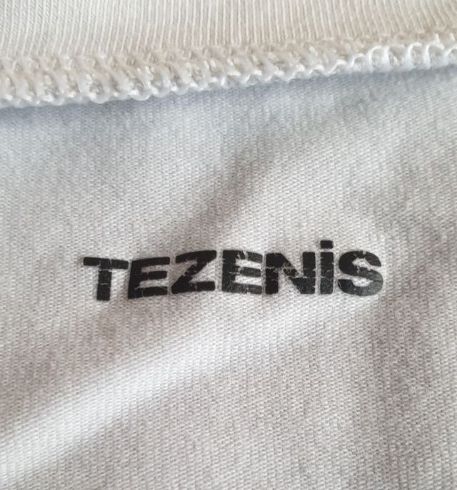 T-shirts corte donna Tezenis e Shein taglie M e S