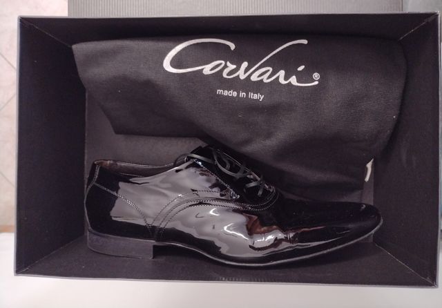 Scarpe uomo "Corvari" pelle vernice nera