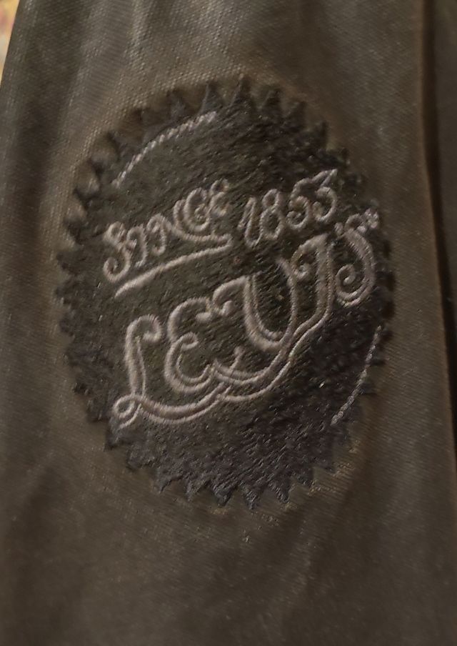 Chaquetón Levis T. XL