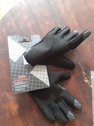 Luvas desportivas GES para criança. Novas tam. S