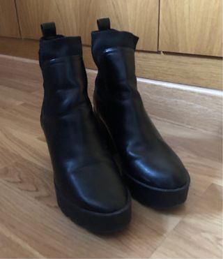 Botines negros Stradivarius