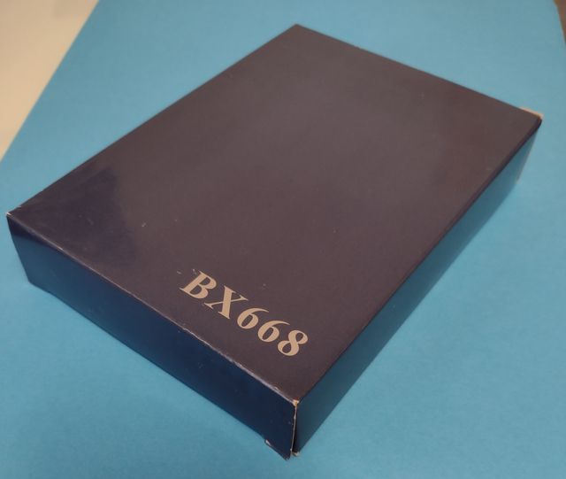 Calcolatrice da tavolo a energia solare