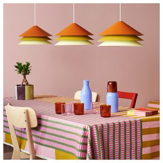 Lámpara Tesammans Ikea x Raw Color
