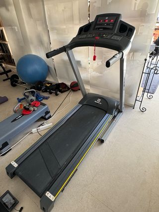 Cinta de correr BH Pioneer Jog Dual G6482