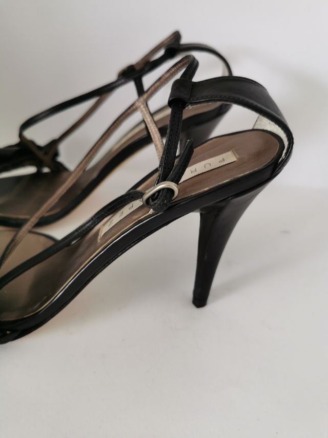 Sandalias de tacon N°36 de Pura Lopez.