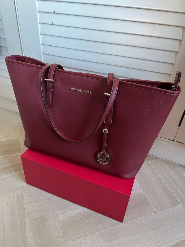 bolso Michael Kors granate