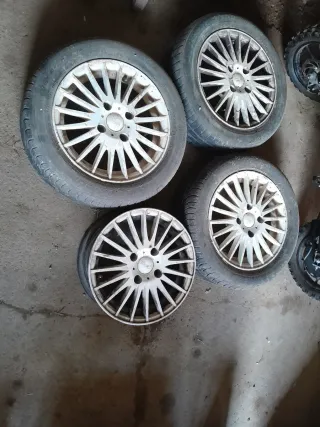 Llantas