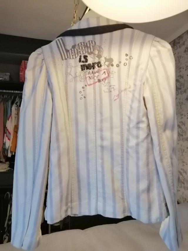 Chaqueta Desigual talla 40