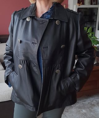 Cazadora cuero mujer