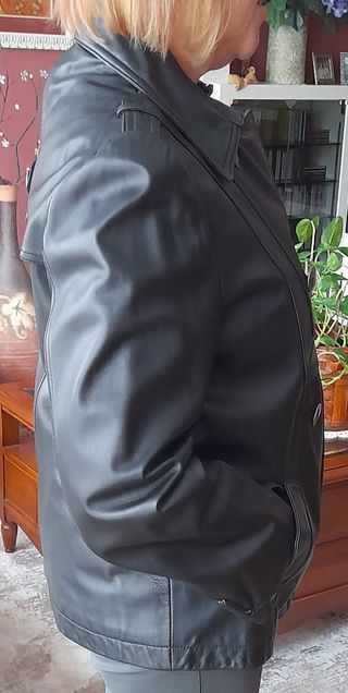 Cazadora cuero mujer