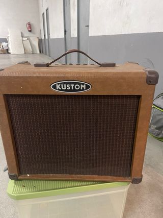 Amplificador Kustom Sienna 30
