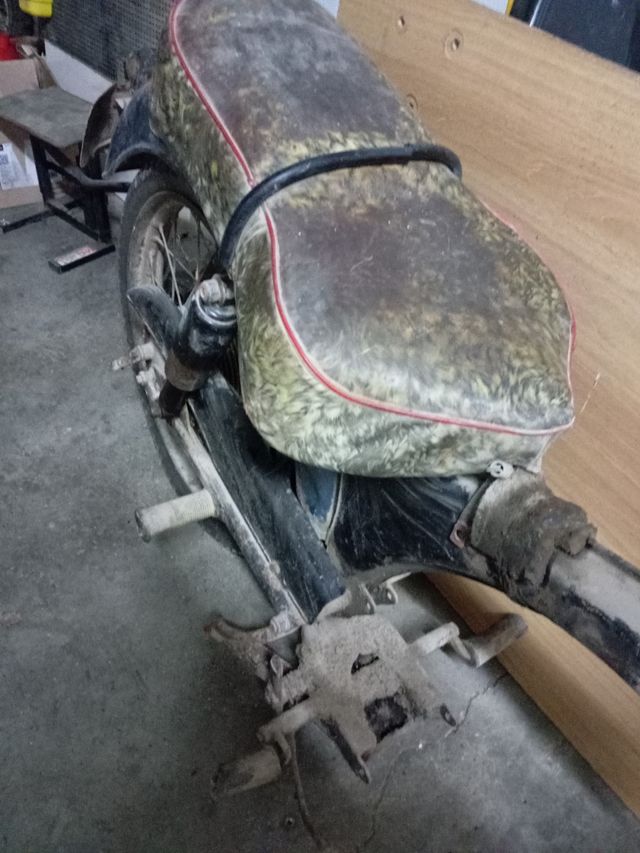 Moto Ossa (sin motor)