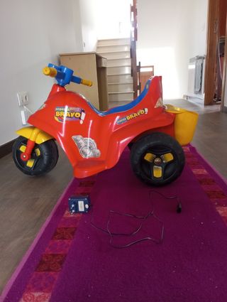 Moto juguete 