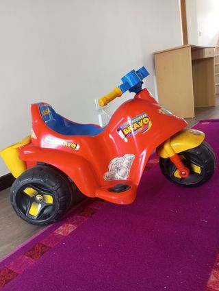 Moto juguete 
