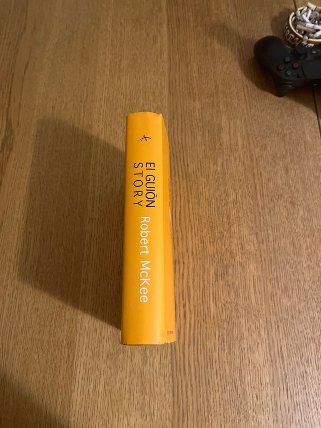 El guion story (Libro) // Robert McKee