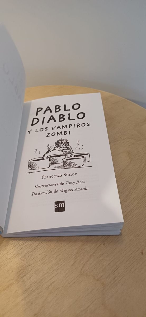 Libro Pablo Díablo y los vampiros zombi