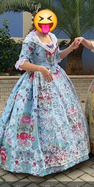 Traje de fallera