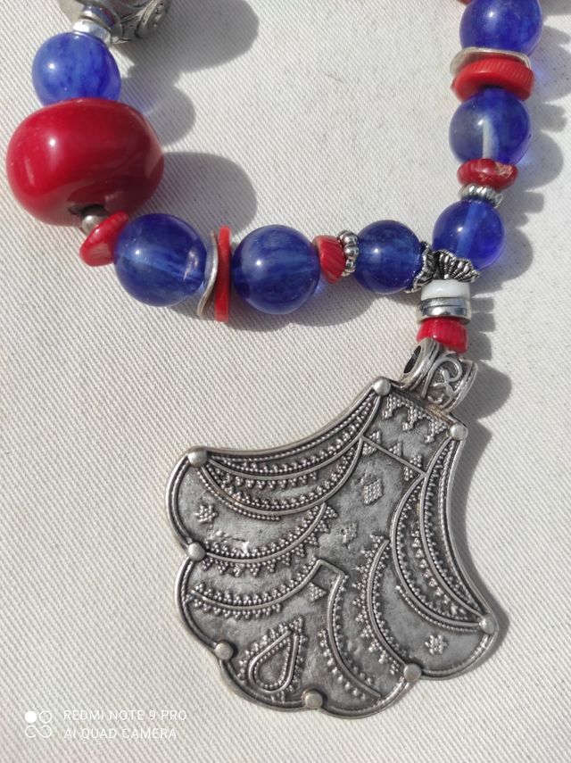 Collar piedras naturales