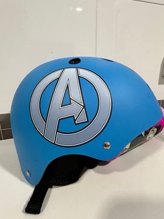 Casco infantil niño marvel Los Vengadores
