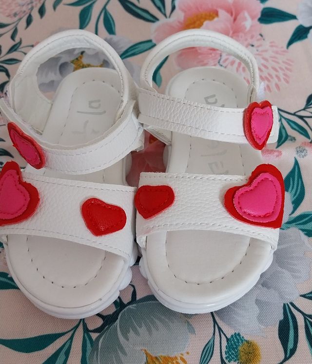 Sandali con ♥️