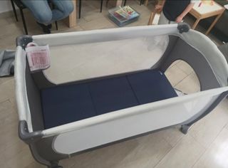 Cuna de viaje + colchón