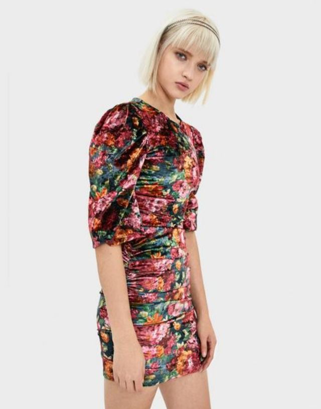 Vestido Terciopelo flores Bershka