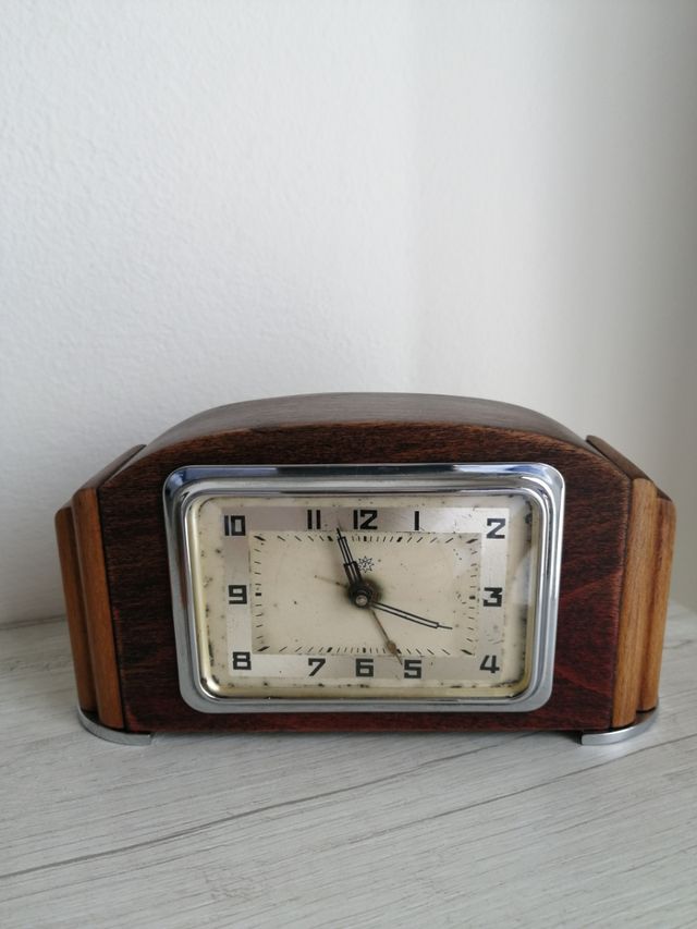 Sveglia jurgens anni 30