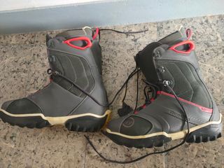 tabla de snowboard con fijaciones y botas t 46