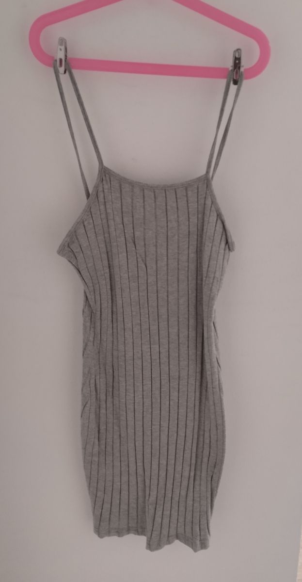 Vestido de tirantes gris de Shein