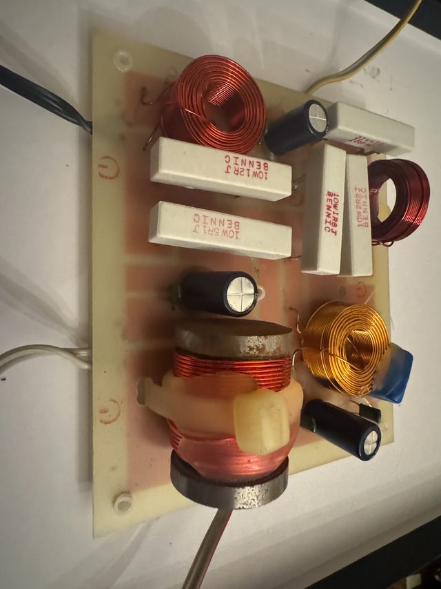 Crossover filtro frecuencias JBL NETWORK 70672