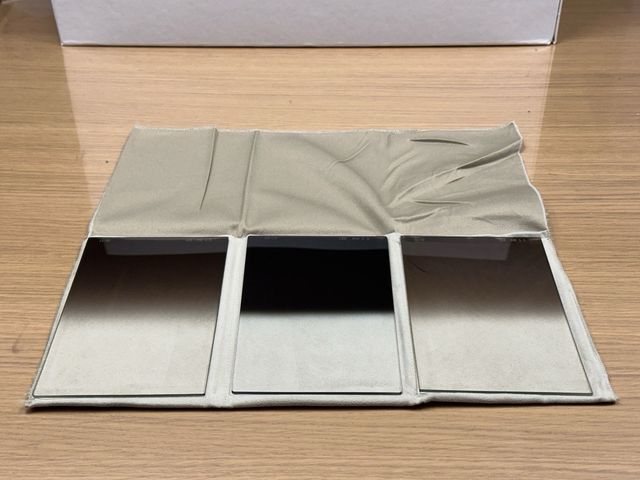 2 filtri LED ND 0,6 morbidi e 0,9 filtri rigidi Copertura in tessuto