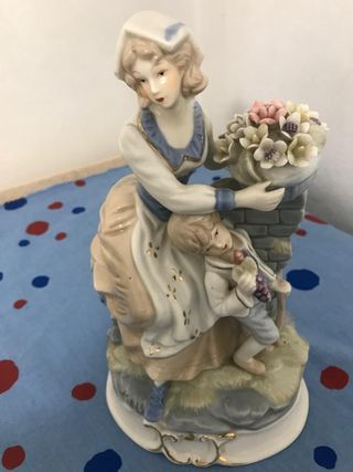 Figura de porcelana tipo Lladró