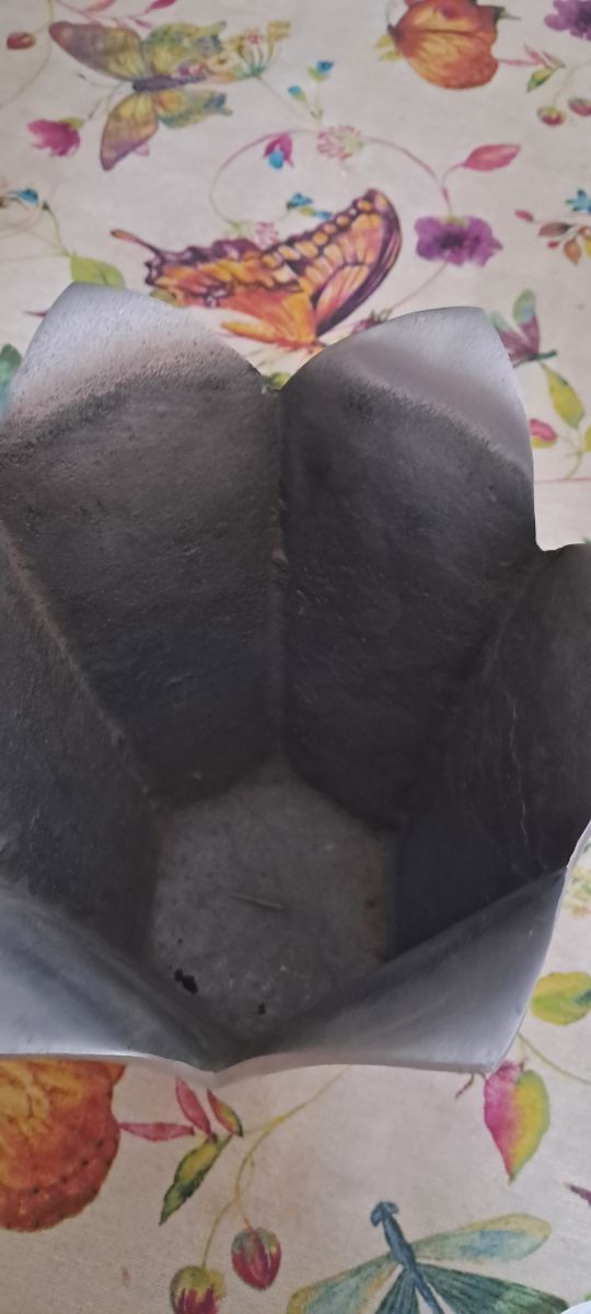 2 Jarrones color aluminio