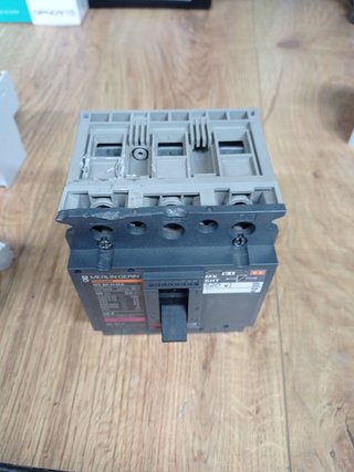 Interruptor Automático