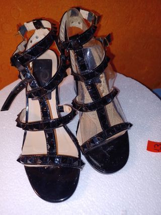 Scarpe Donna con tacco 9 cm colore nero lucido tg