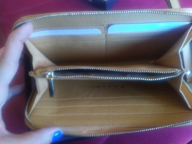 Billetera Hierro y Alvero