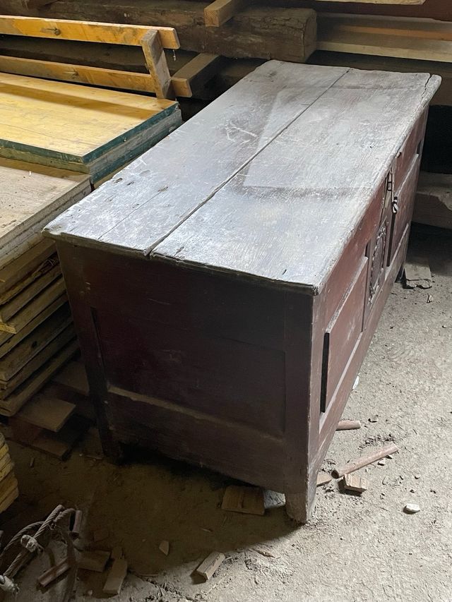 Arcon antiguo de madera