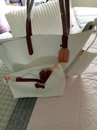 Bolso 3 piezas 👜🤍