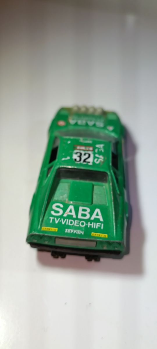 FERRARI 308 GTB 1/43 BURAGO