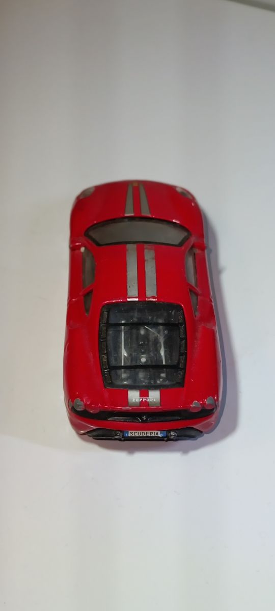 FERRARI 430 SCUDERIA 1/43 BURAGO