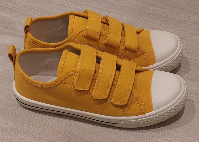 A ESTRENAR ZAPATILLAS NIÑ@