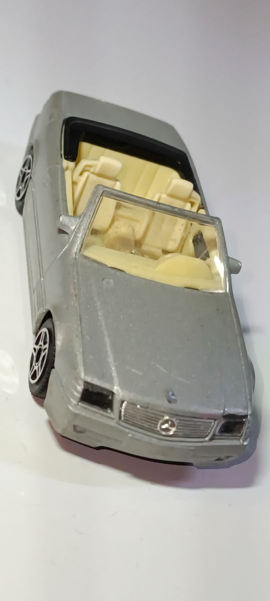 MERCEDES BENZ 300 SL 1/43 BURAGO