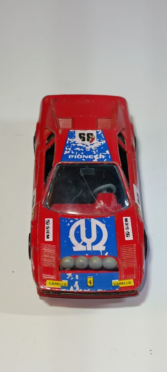 FERRARI 308 GTB 1/43 BURAGO