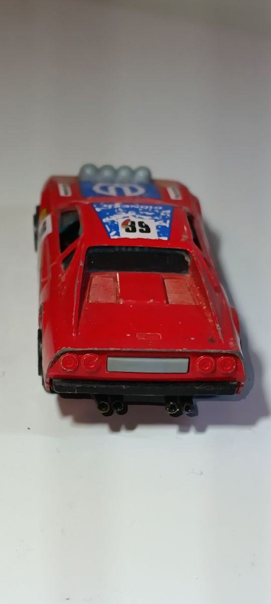 FERRARI 308 GTB 1/43 BURAGO