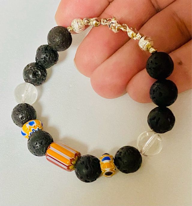 Pulsera de lava y vidrio africano en plata ley 925