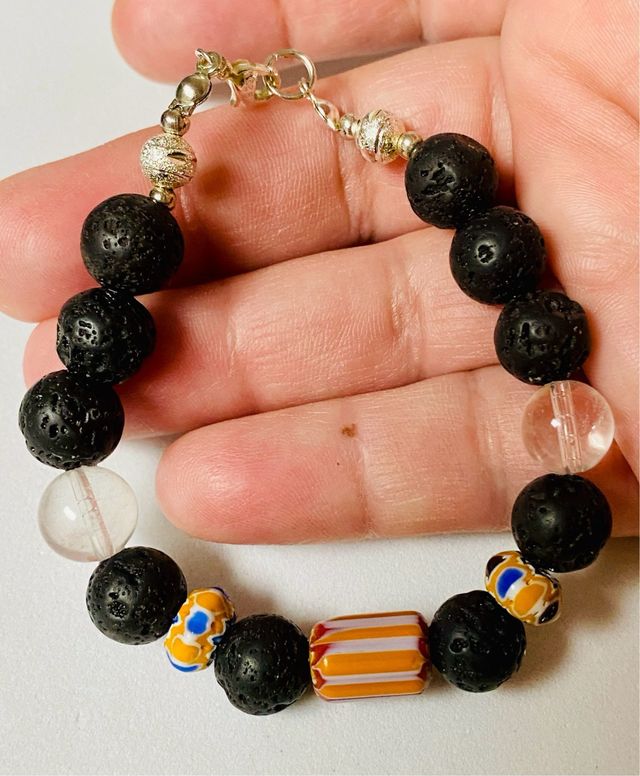 Pulsera de lava y vidrio africano en plata ley 925