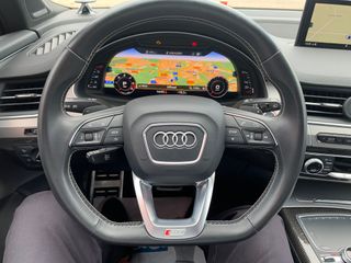 Audi SQ7 2016